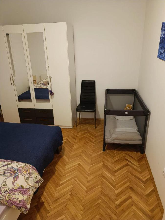 Apartments Josip Žrnovnica Kültér fotó